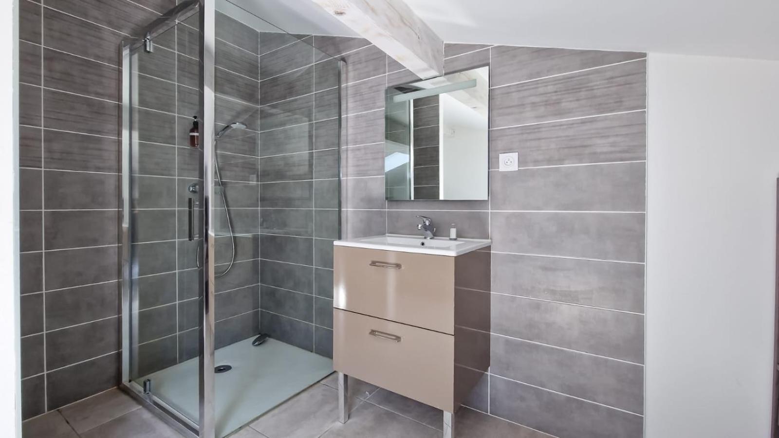 Appartement Plein Centre Bernis Dış mekan fotoğraf