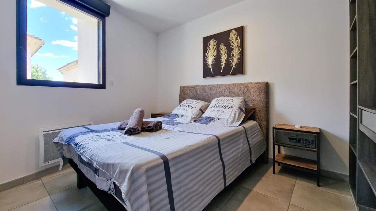 Appartement Plein Centre Bernis Dış mekan fotoğraf
