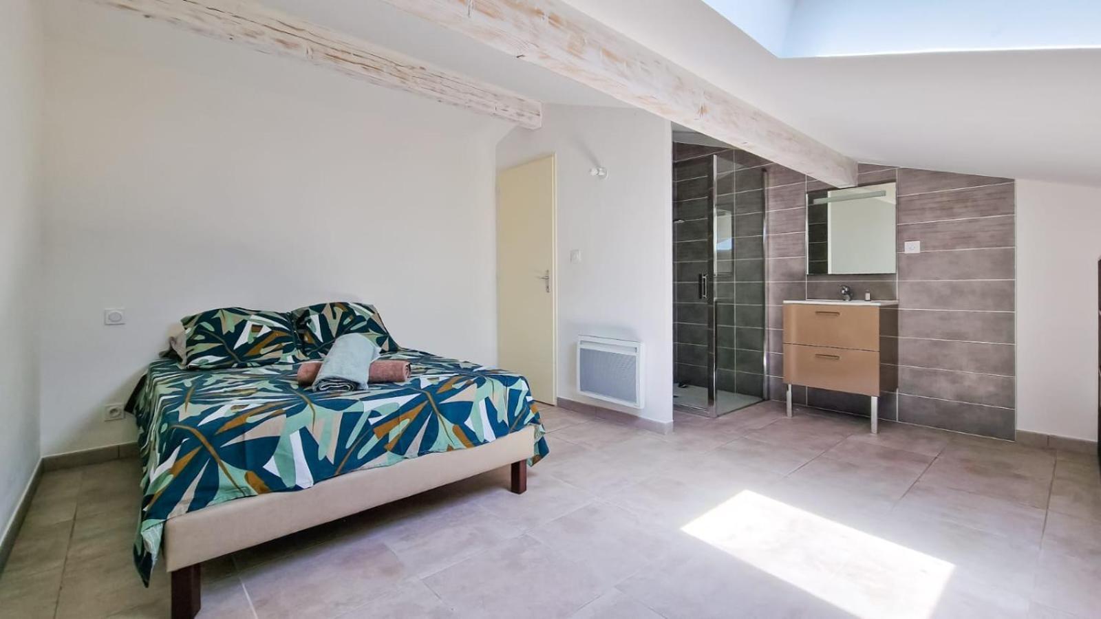 Appartement Plein Centre Bernis Dış mekan fotoğraf